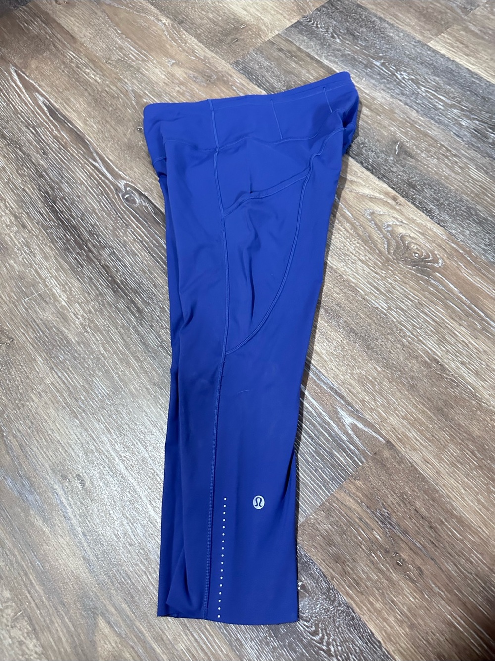 Lululemon cropped pocket leggings